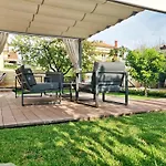 Apartman With Garden And Bbq In Umag