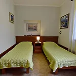 With Garden And Bbq In Apartman Umag