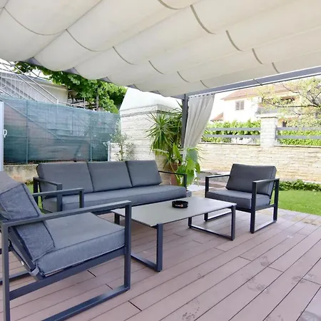 Apartamento With Garden And Bbq In Umago